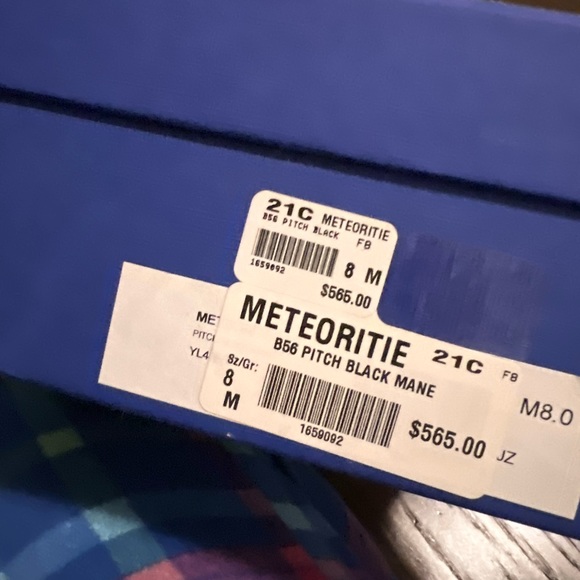 Stuart Weitzman heels, size 8 - Picture 2 of 8